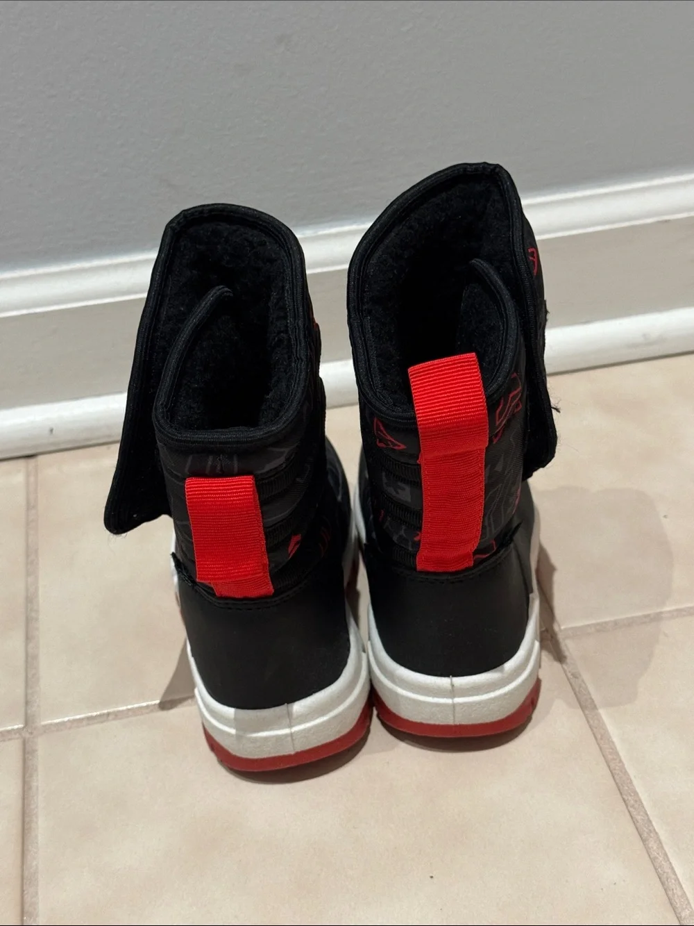 CIOR Winter Snow Boots - Red/Black size 6